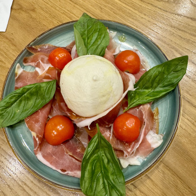 Burata - prosciutto