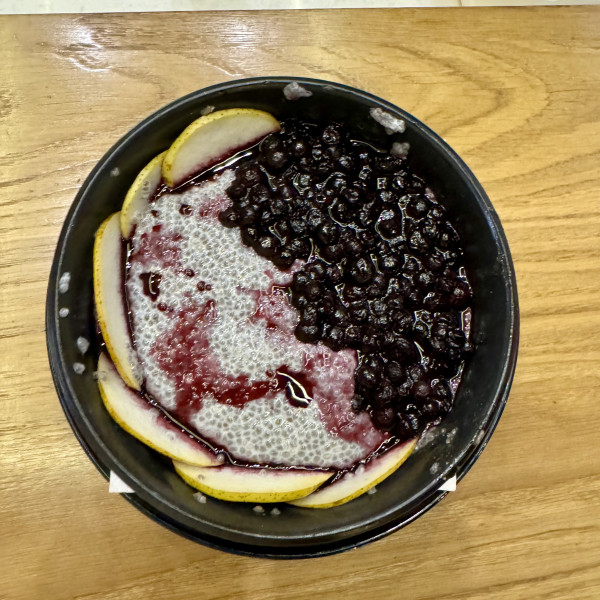 Chia sweet breakfast